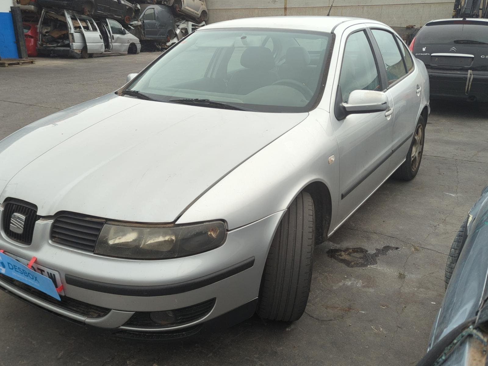 CONDENSADOR / RADIADOR  AIRE ACONDICIONADO SEAT TOLEDO (1M2) - recambio desguace - vista 3