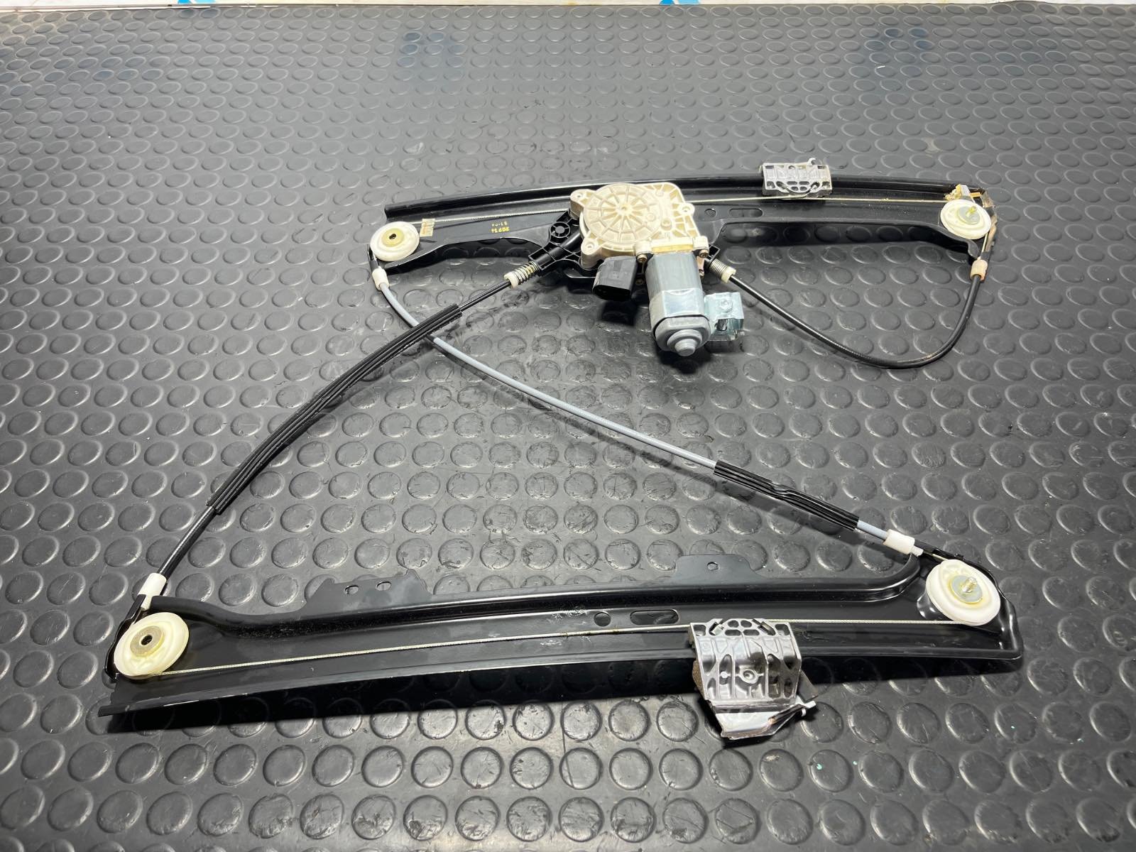 ELEVALUNAS DELANTERO DERECHO BMW SERIE 5 TOURING (E61) - recambio desguace