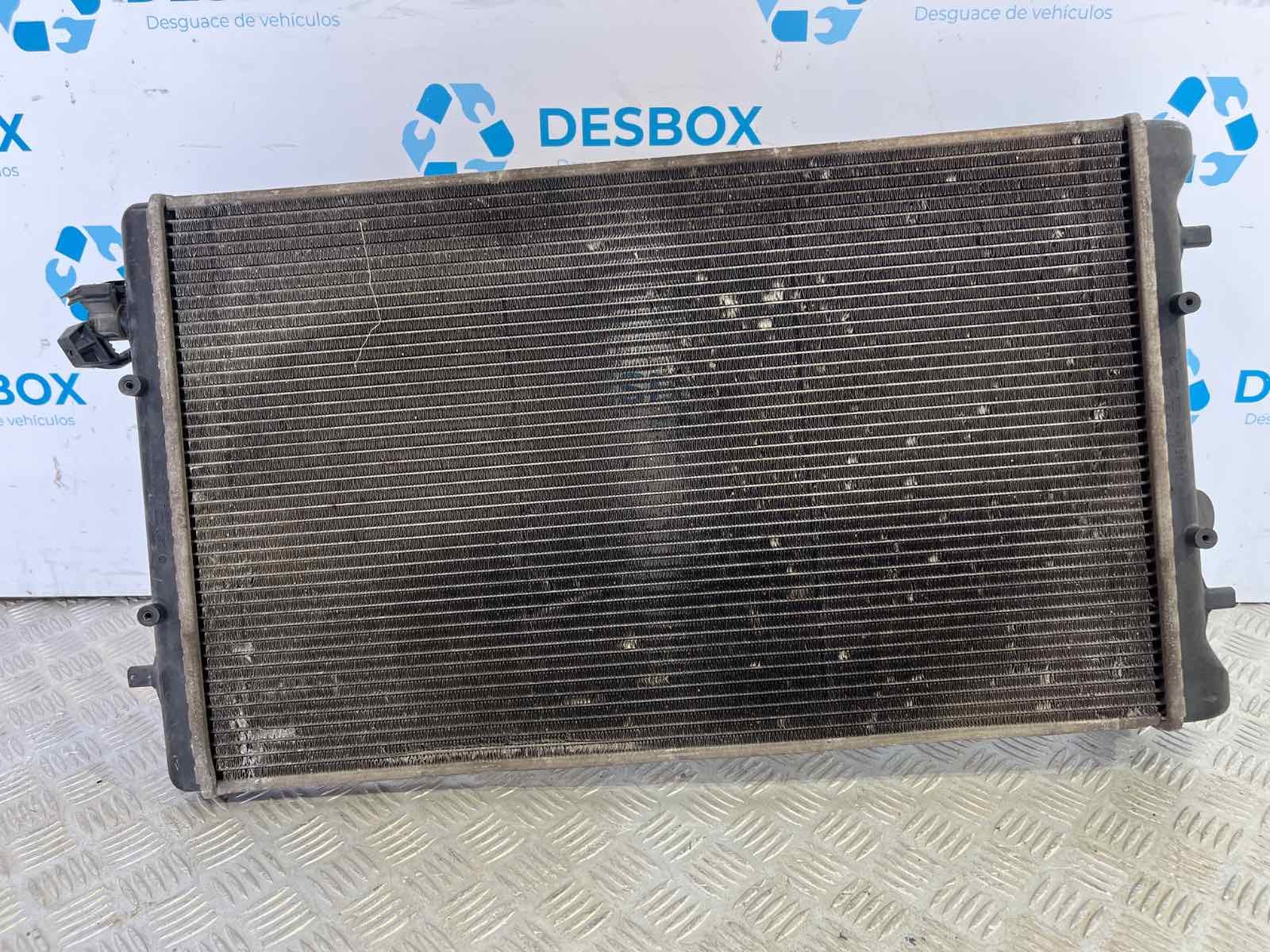 RADIADOR AGUA VOLKSWAGEN GOLF IV BERLINA (1J1) - recambio desguace - vista 3