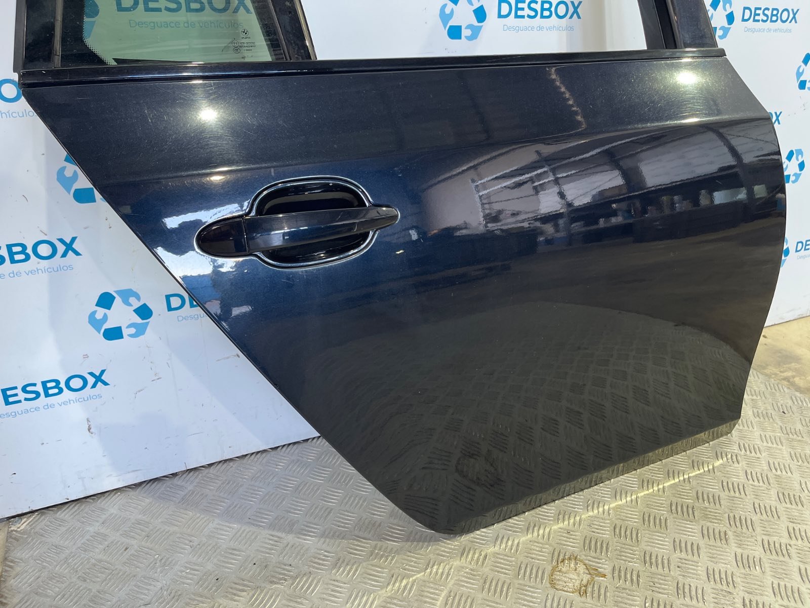 PUERTA TRASERA DERECHA BMW SERIE 5 TOURING (E61) - recambio desguace - vista 5