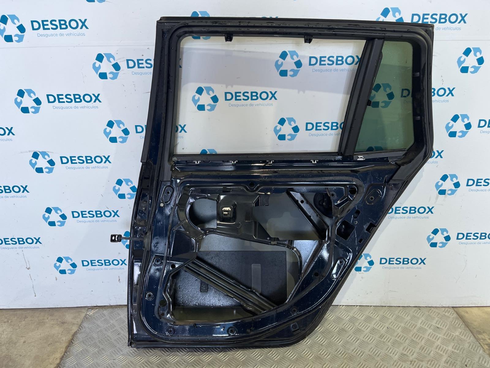 PUERTA TRASERA DERECHA BMW SERIE 5 TOURING (E61) - recambio desguace - vista 2