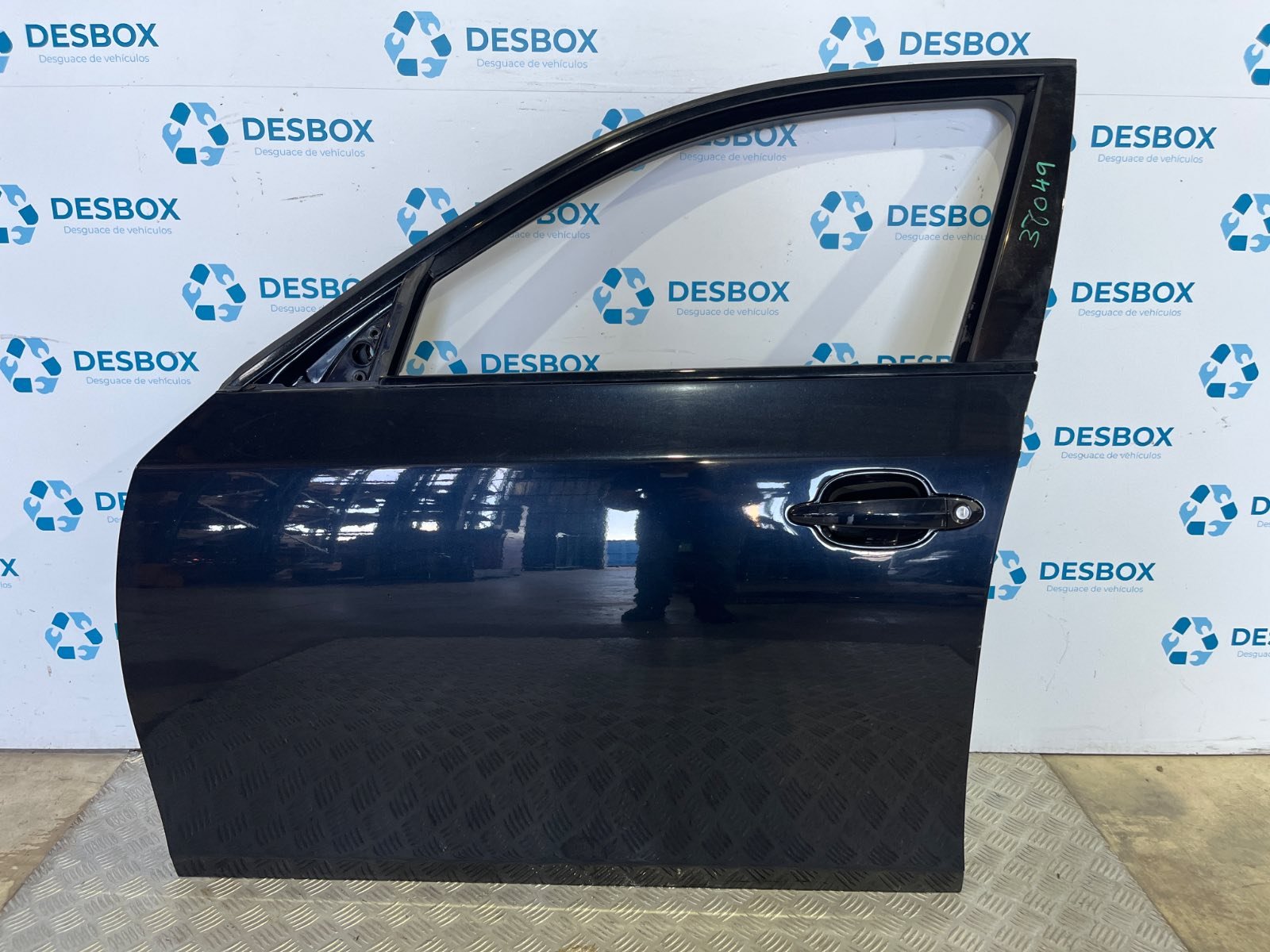 PUERTA DELANTERA IZQUIERDA BMW SERIE 5 TOURING (E61) - recambio desguace