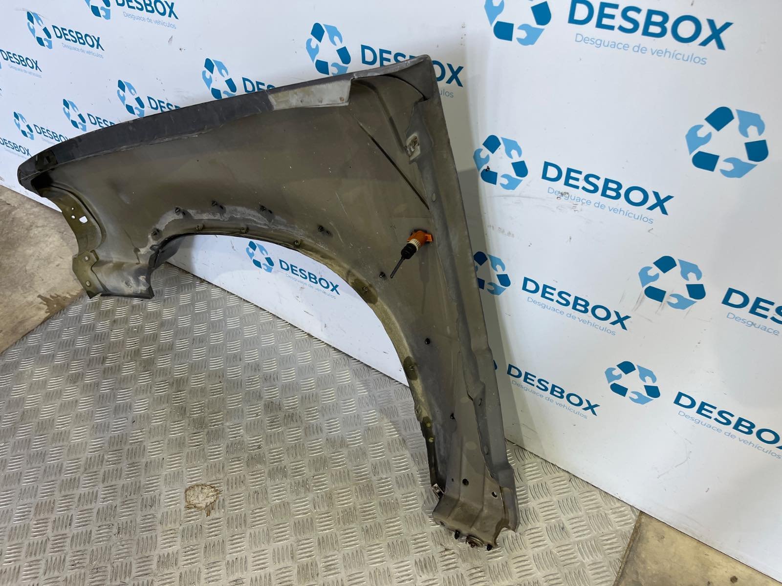 ALETA DELANTERA DERECHA FORD EXPLORER - recambio desguace - vista 6