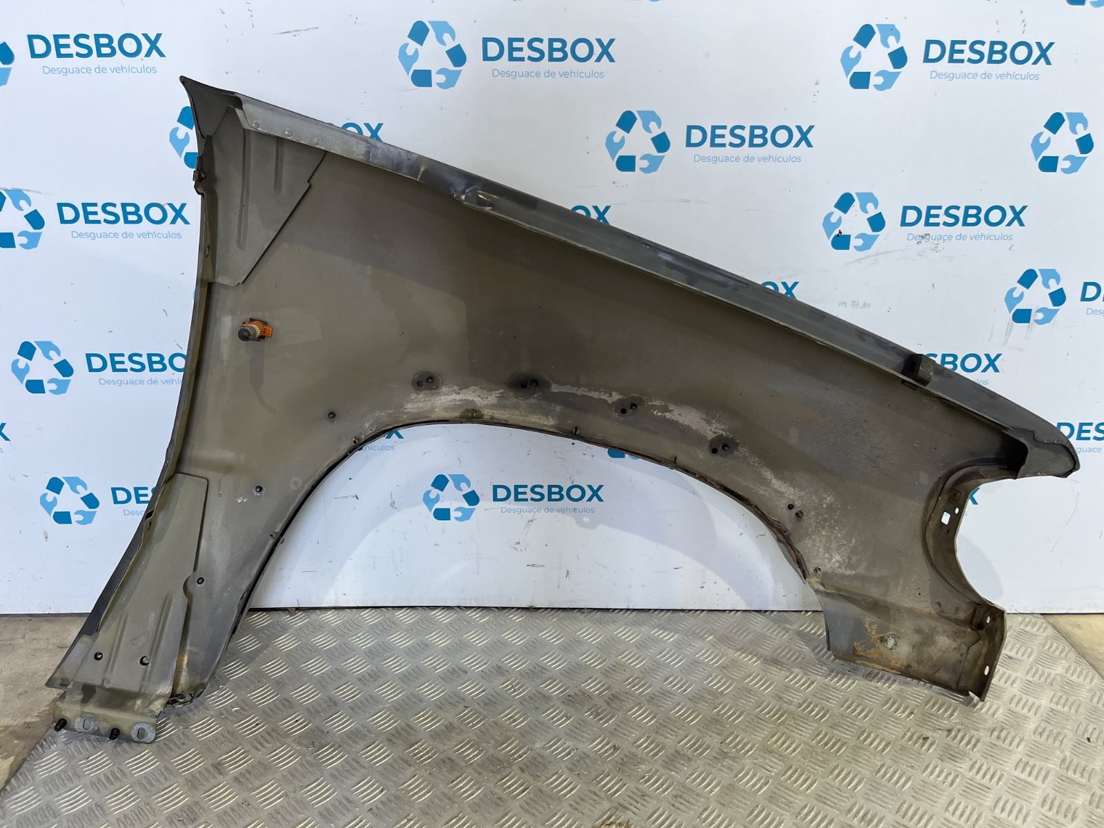 ALETA DELANTERA IZQUIERDA FORD EXPLORER - recambio desguace - vista 3