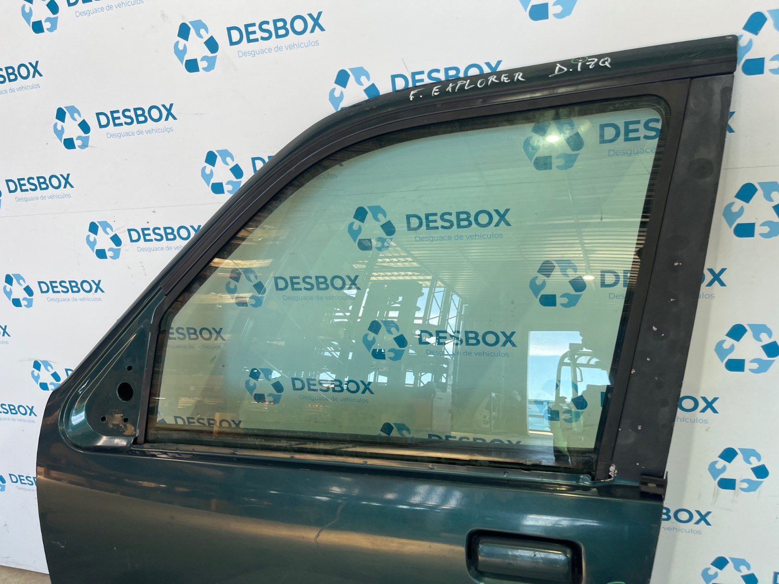 PUERTA DELANTERA IZQUIERDA FORD EXPLORER - recambio desguace - vista 6