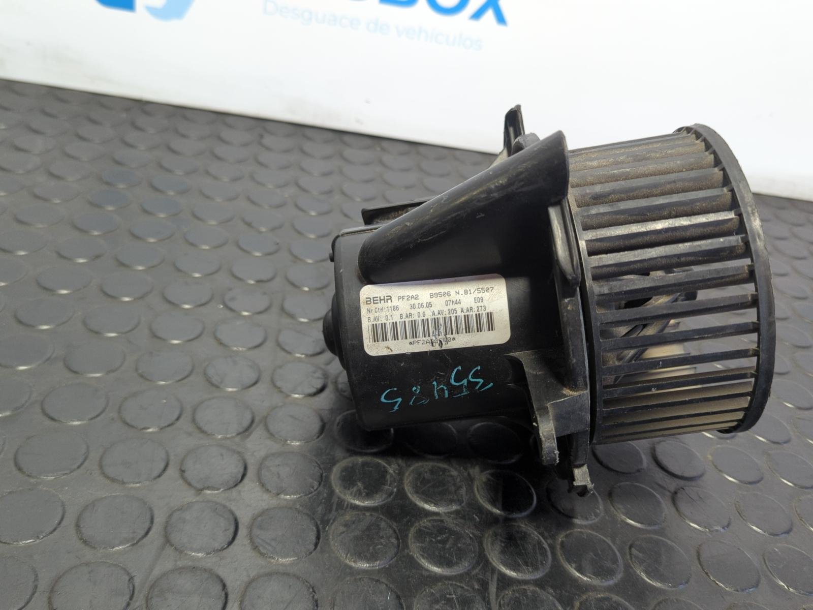 MOTOR CALEFACCION CITROEN C4 BERLINA - recambio desguace - vista 3