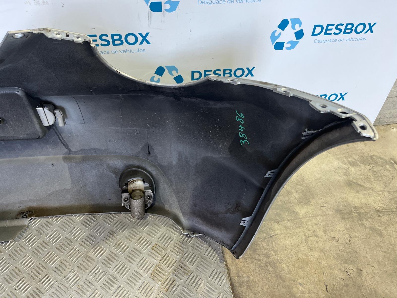 PARAGOLPES TRASERO VOLKSWAGEN NEW BEETLE CABRIOLET (1Y7) - recambio desguace - vista 8
