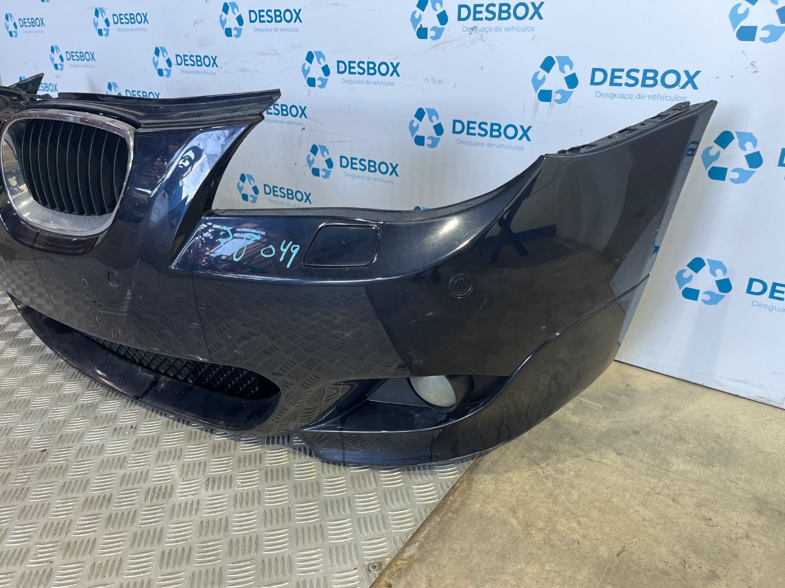 PARAGOLPES DELANTERO BMW SERIE 5 TOURING (E61) - recambio desguace - vista 2