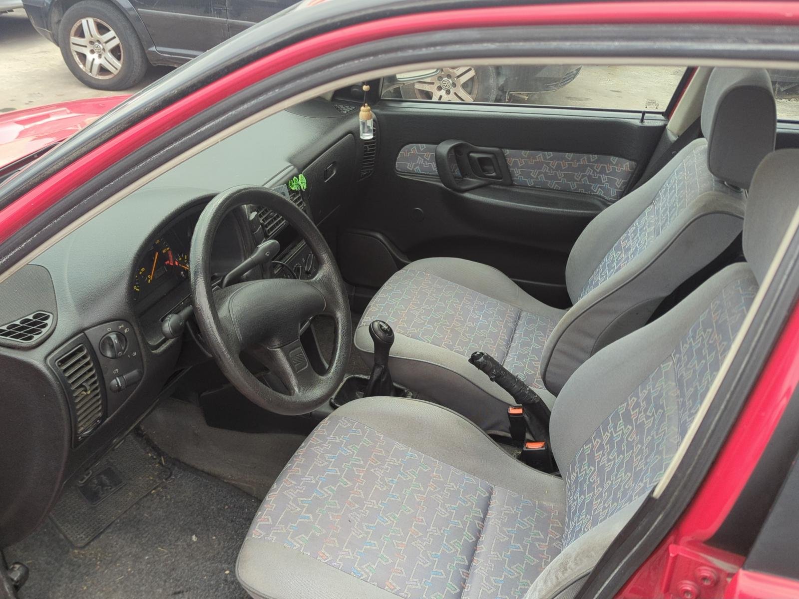 AMORTIGUADOR TRASERO DERECHO SEAT CORDOBA BERLINA (6K2) - recambio desguace - vista 5