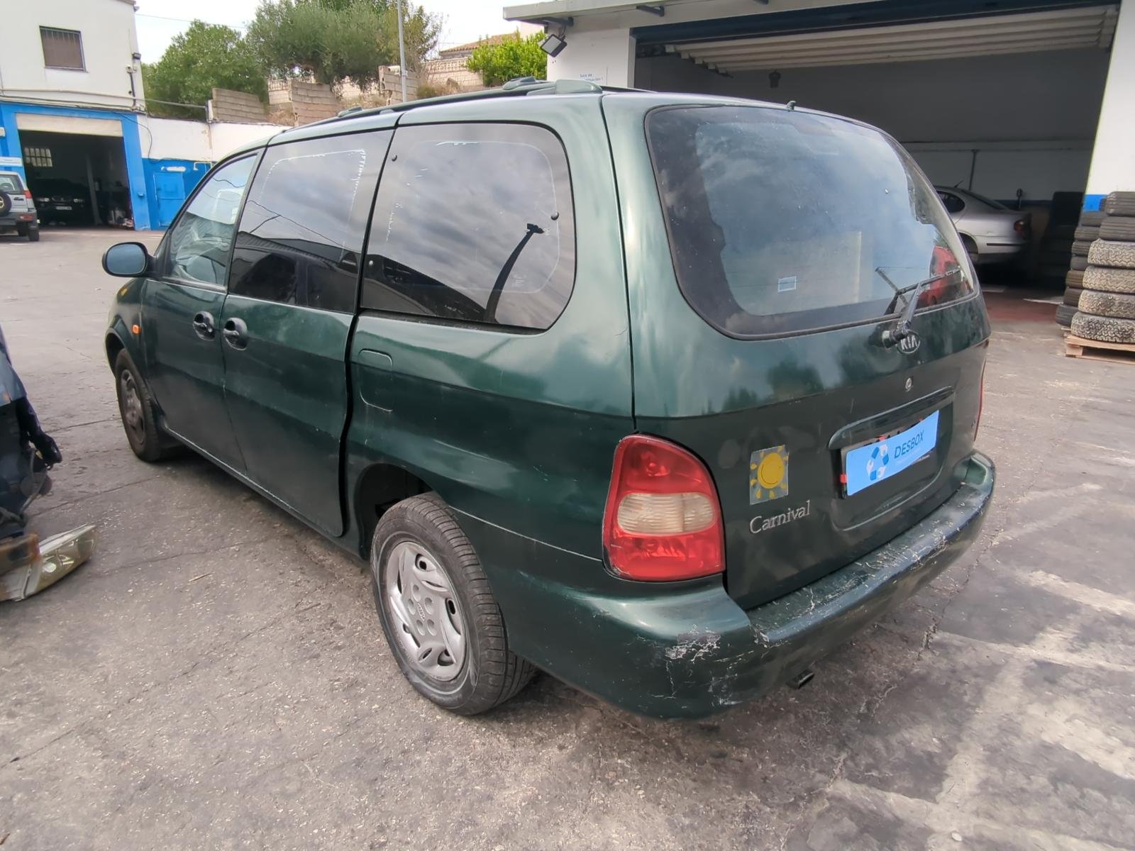 TRANSMISION DELANTERA IZQUIERDA KIA CARNIVAL II - recambio desguace - vista 14