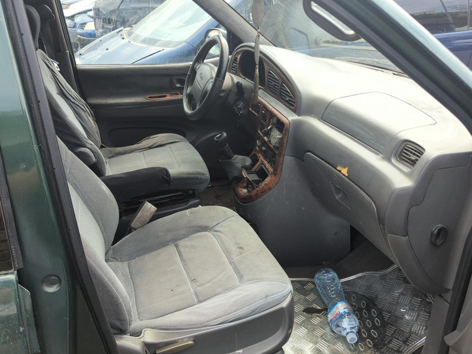 TRANSMISION DELANTERA IZQUIERDA KIA CARNIVAL II - recambio desguace - vista 18