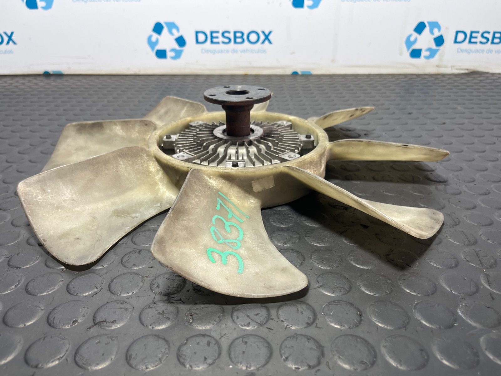 VENTILADOR VISCOSO MOTOR HYUNDAI H-1 Furgoneta - recambio desguace - vista 2
