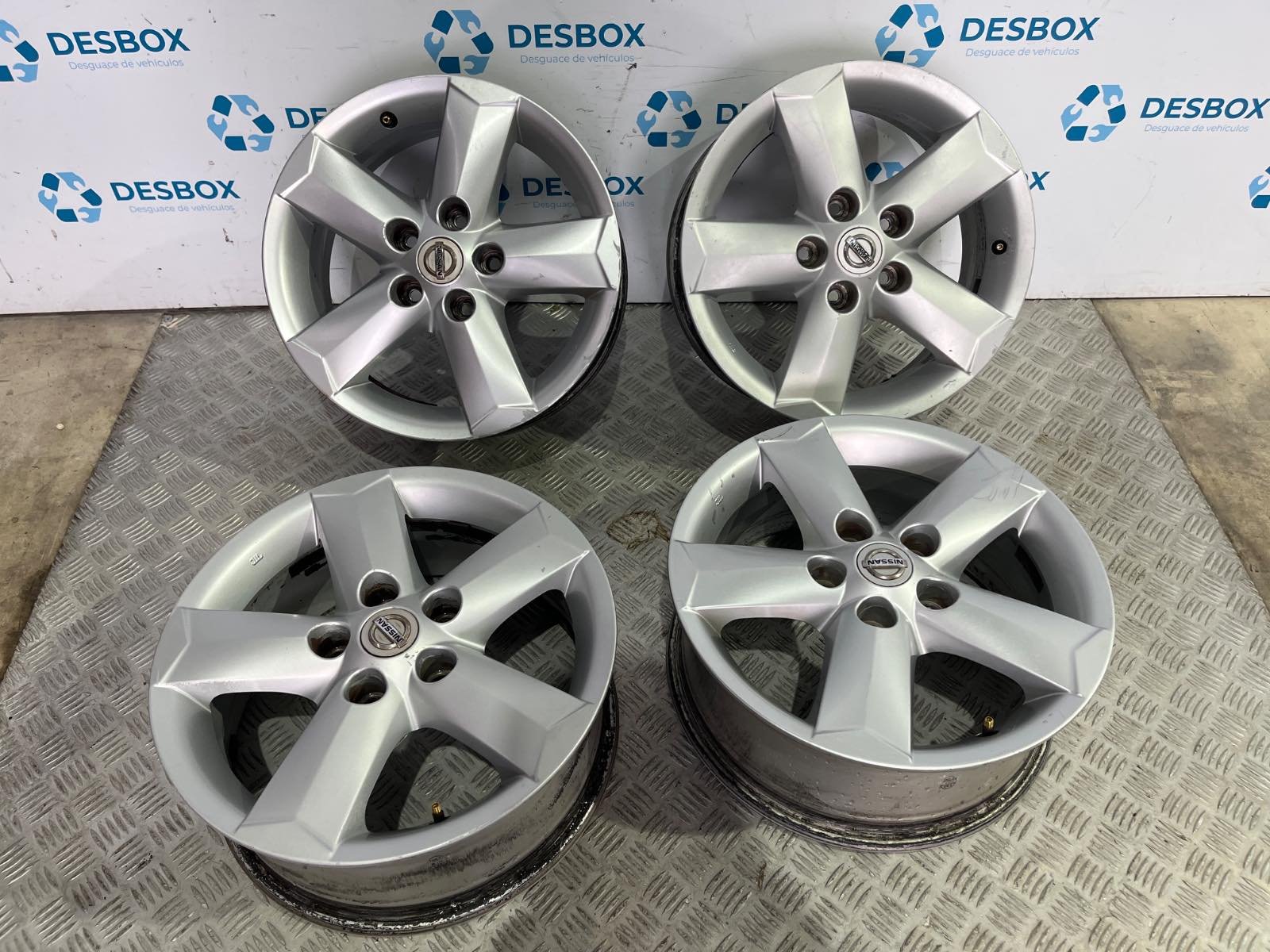 JUEGO LLANTAS NISSAN QASHQAI (J10) - recambio desguace