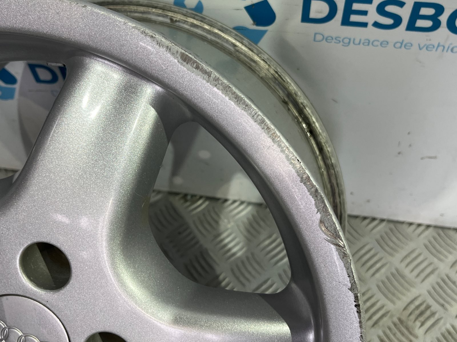JUEGO LLANTAS AUDI A4 BERLINA (B5) - recambio desguace - vista 3