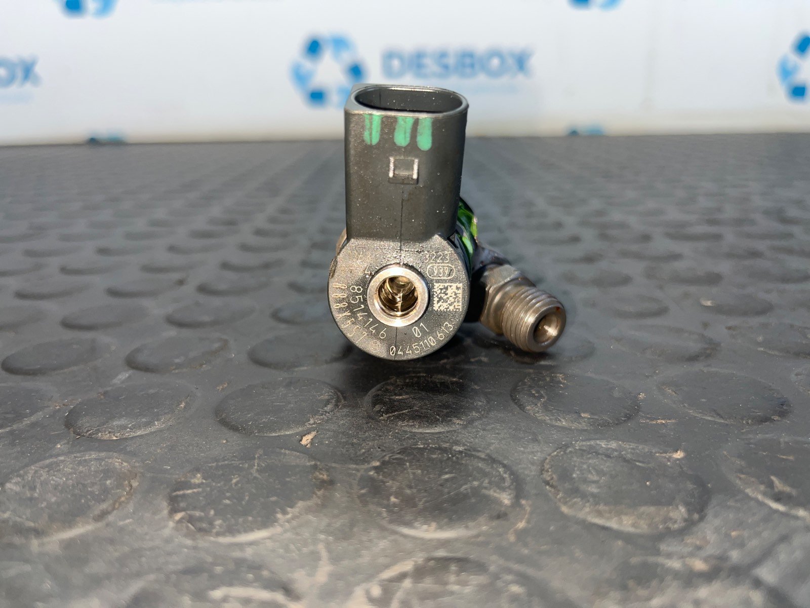 INYECTOR BMW SERIE X1 (F48) - recambio desguace - vista 2