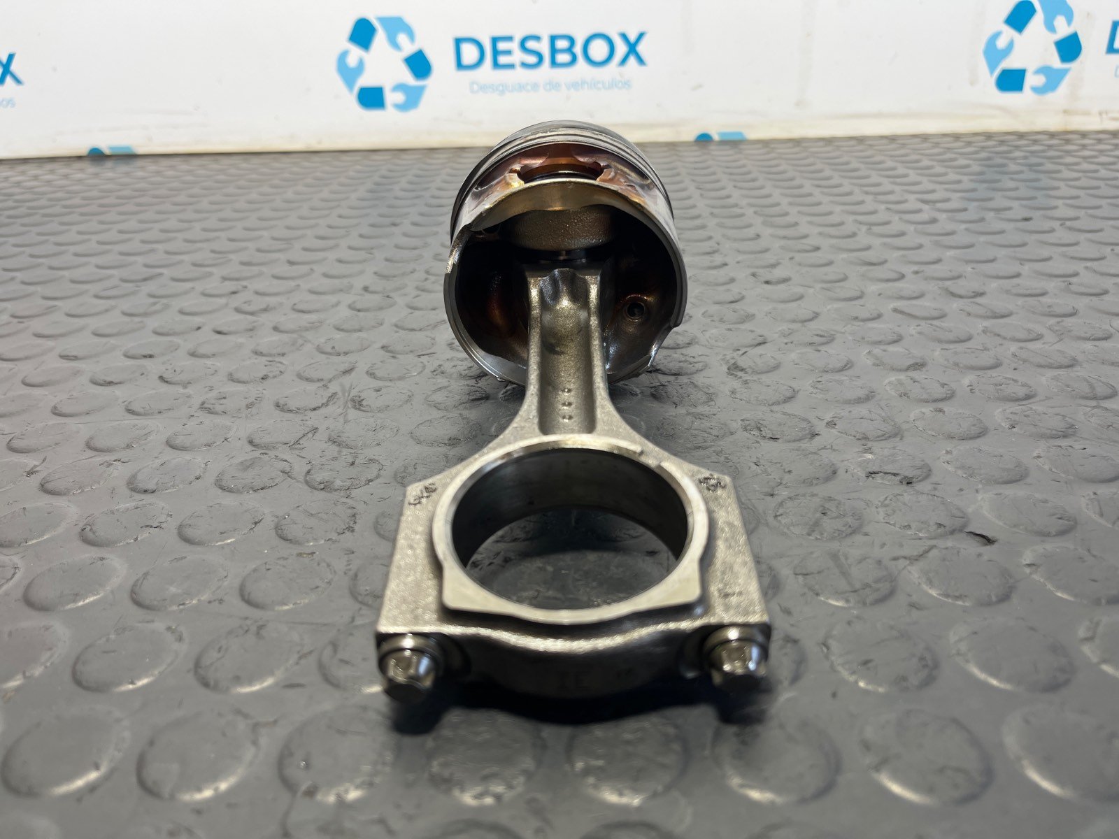 PISTON BMW SERIE X1 (F48) - recambio desguace - vista 2