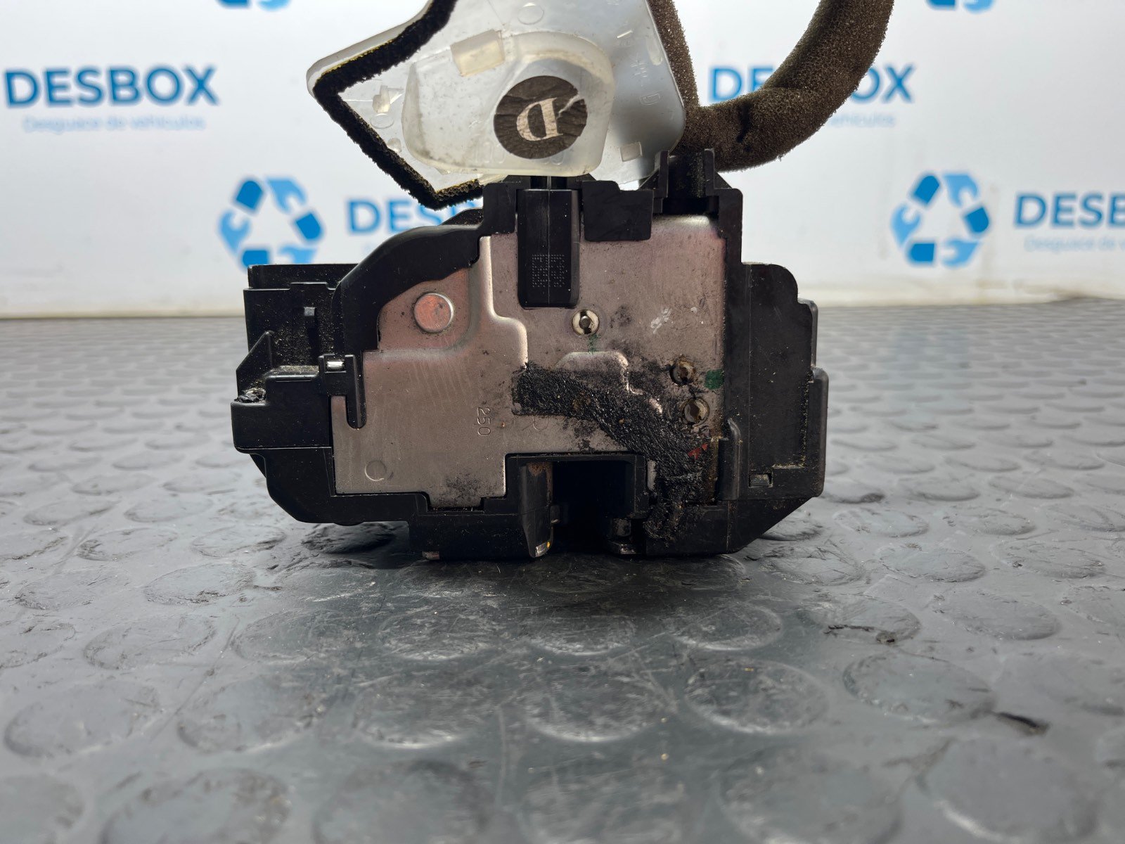 CERRADURA PUERTA DELANTERA DERECHA NISSAN QASHQAI (J10) - recambio desguace - vista 4