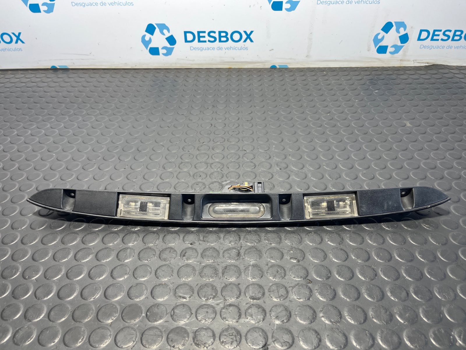 MANETA EXTERIOR MALETERO / PORTON BMW SERIE 3 BERLINA (E46) - recambio desguace - vista 3