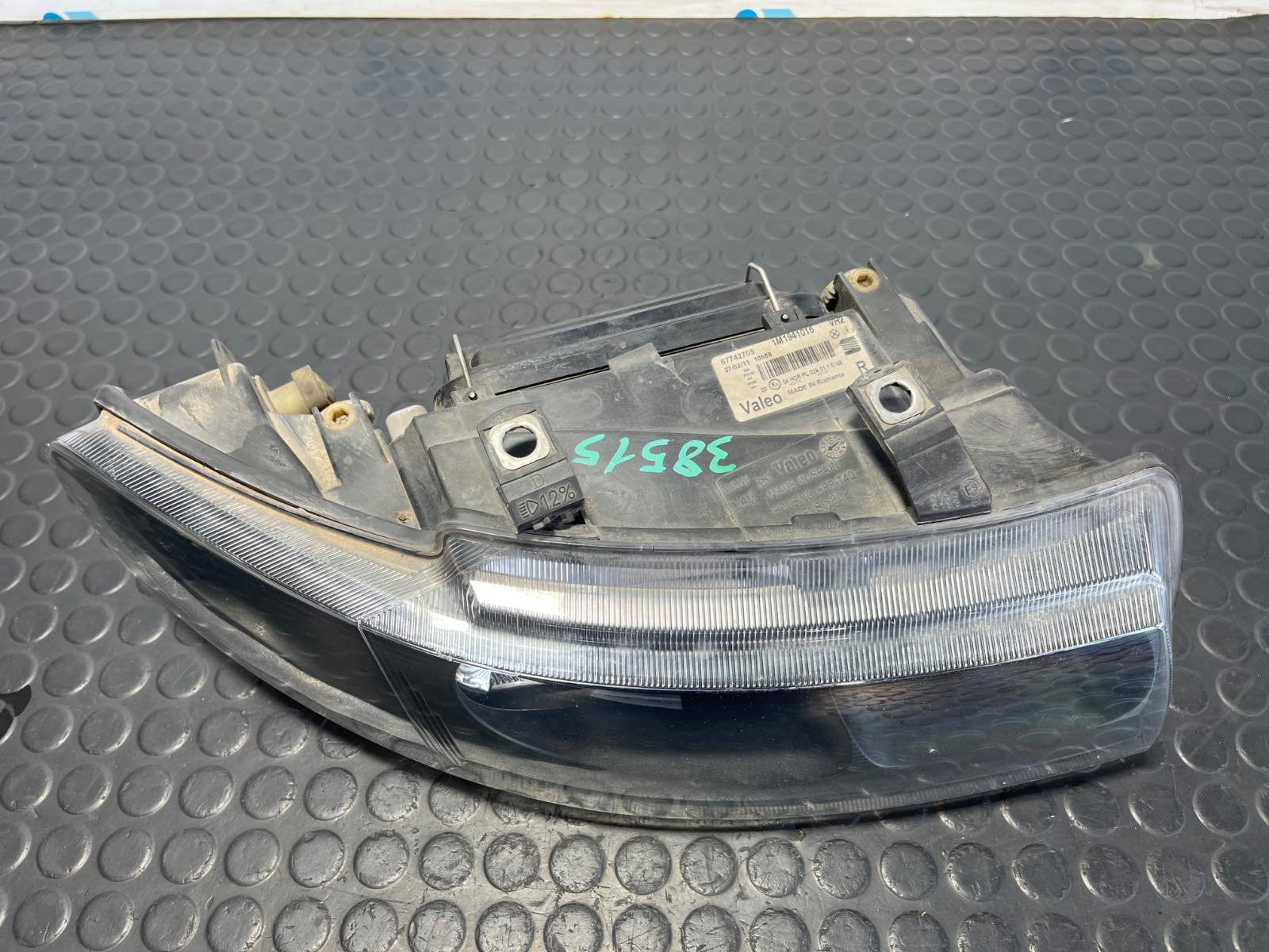 FARO DERECHO SEAT LEON (1M1) - recambio desguace - vista 2