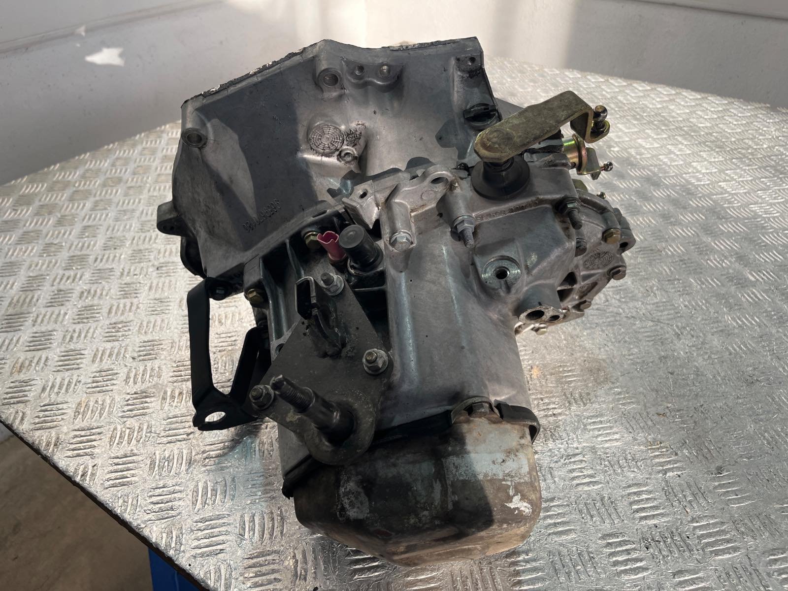 CAJA CAMBIOS PEUGEOT 206 BERLINA - recambio desguace - vista 2