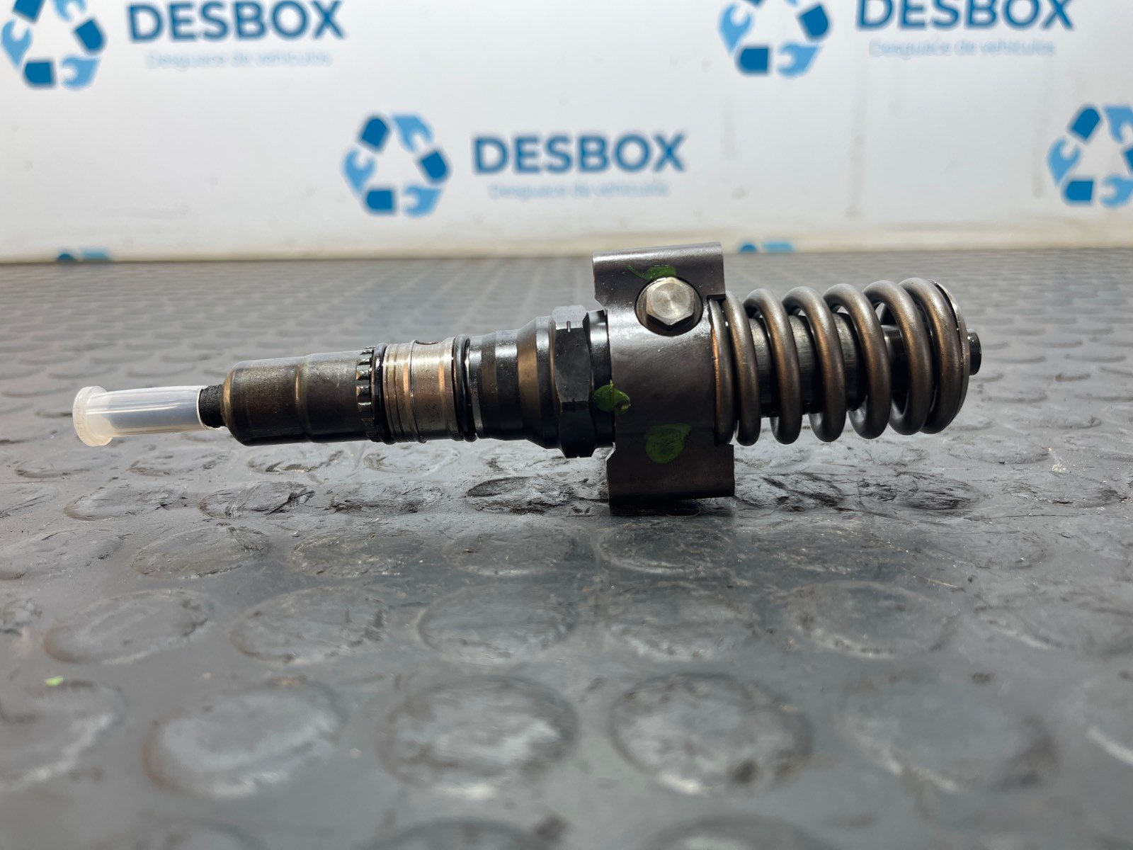 INYECTOR VOLKSWAGEN GOLF V BERLINA (1K1) - recambio desguace - vista 2