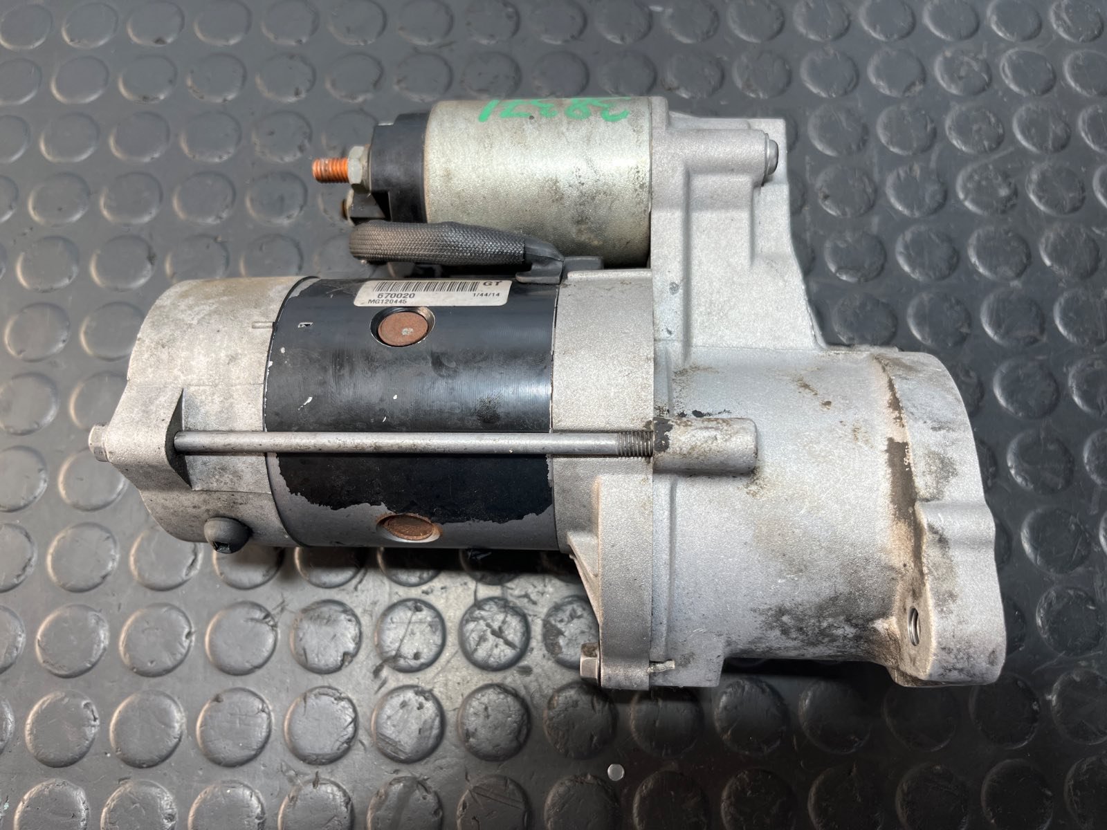 MOTOR ARRANQUE HYUNDAI H-1 Furgoneta - recambio desguace - vista 2