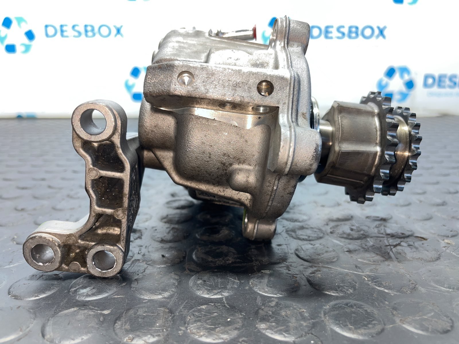 BOMBA INYECCION BMW SERIE X1 (F48) - recambio desguace - vista 6