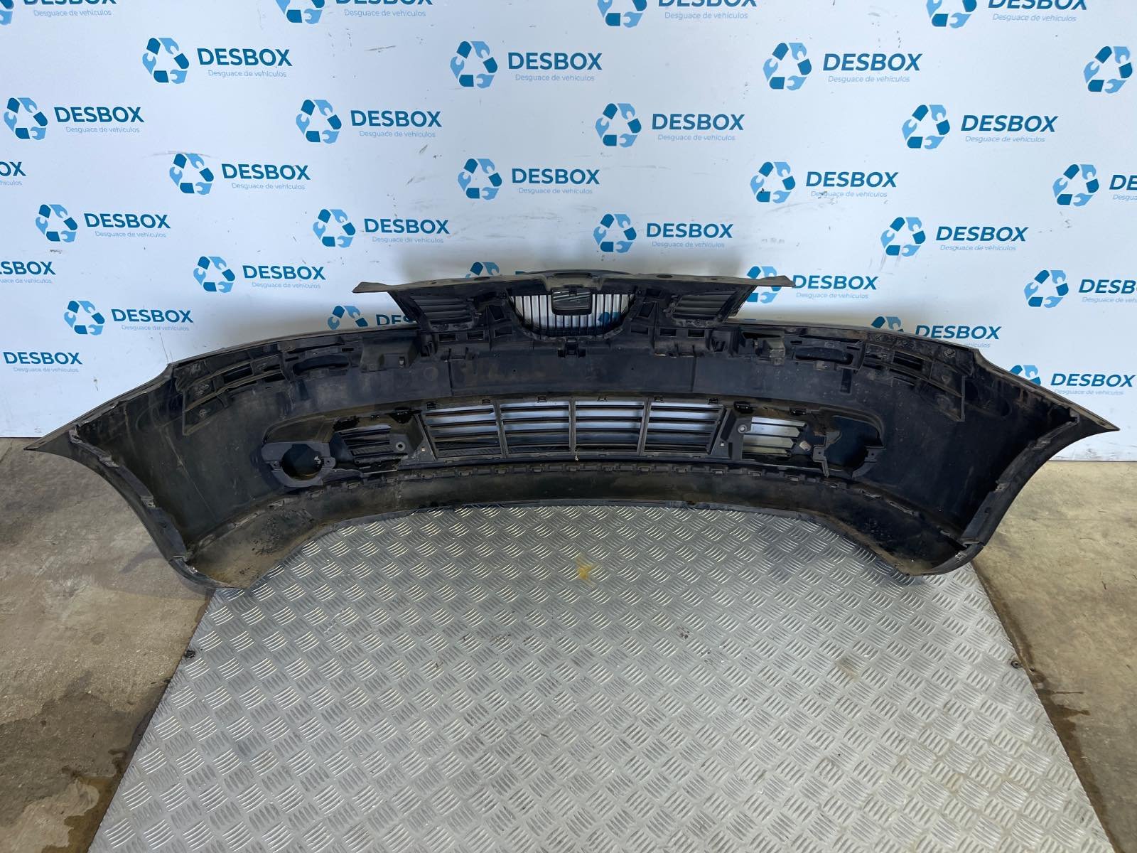 PARAGOLPES DELANTERO SEAT IBIZA (6L1) - recambio desguace - vista 4