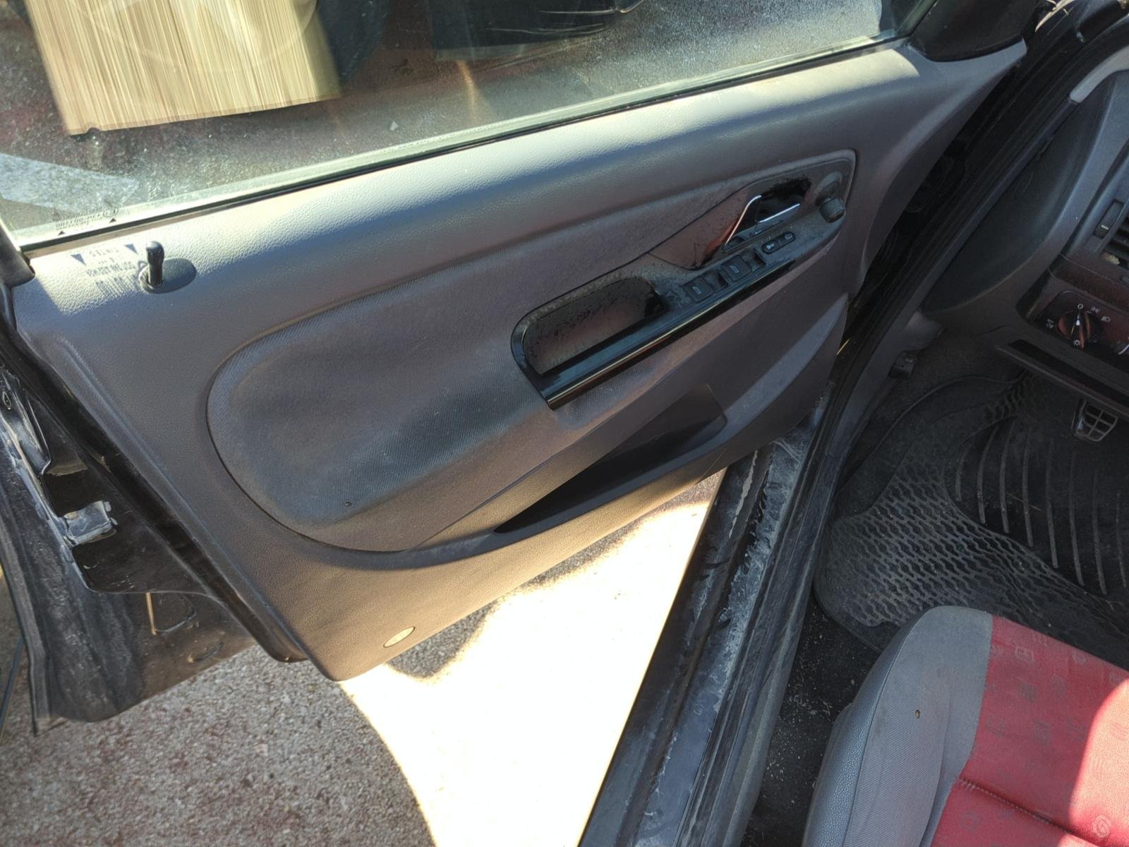MOTOR SEAT IBIZA (6K1) - recambio desguace - vista 4