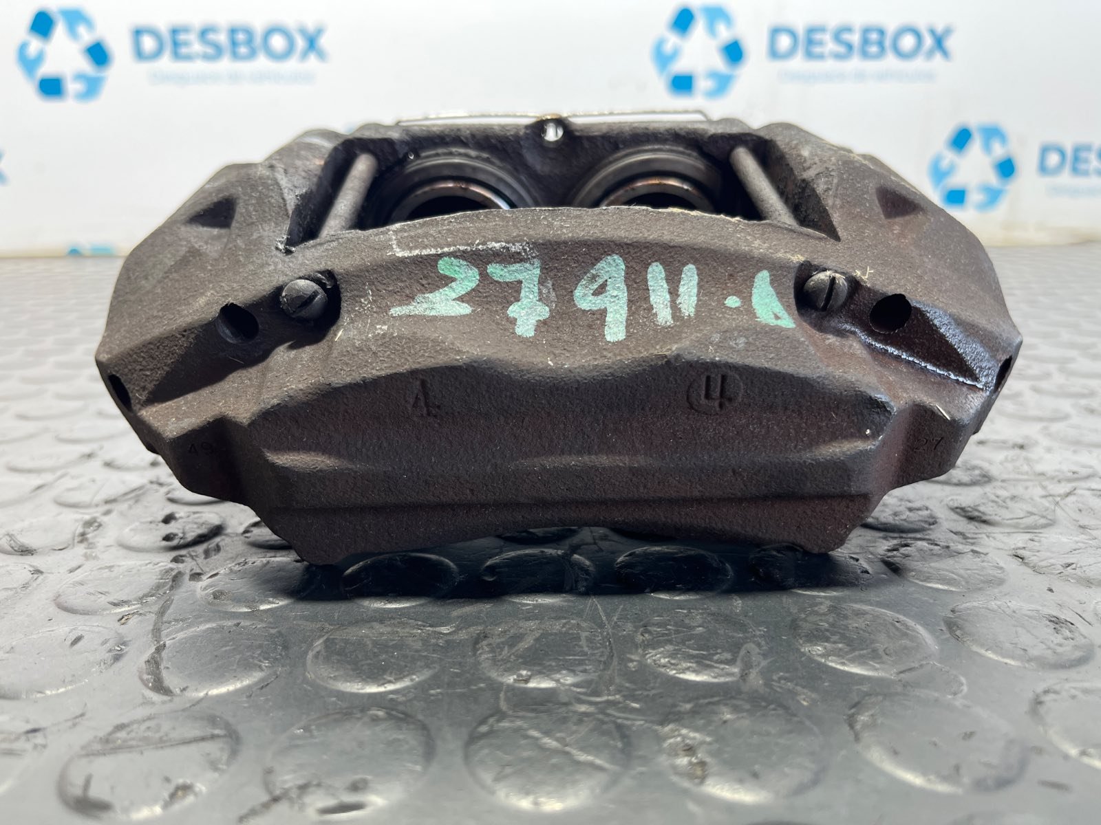 PINZA DE FRENO DELANTERA DERECHA TOYOTA LAND CRUISER HDJ80 - recambio desguace - vista 2