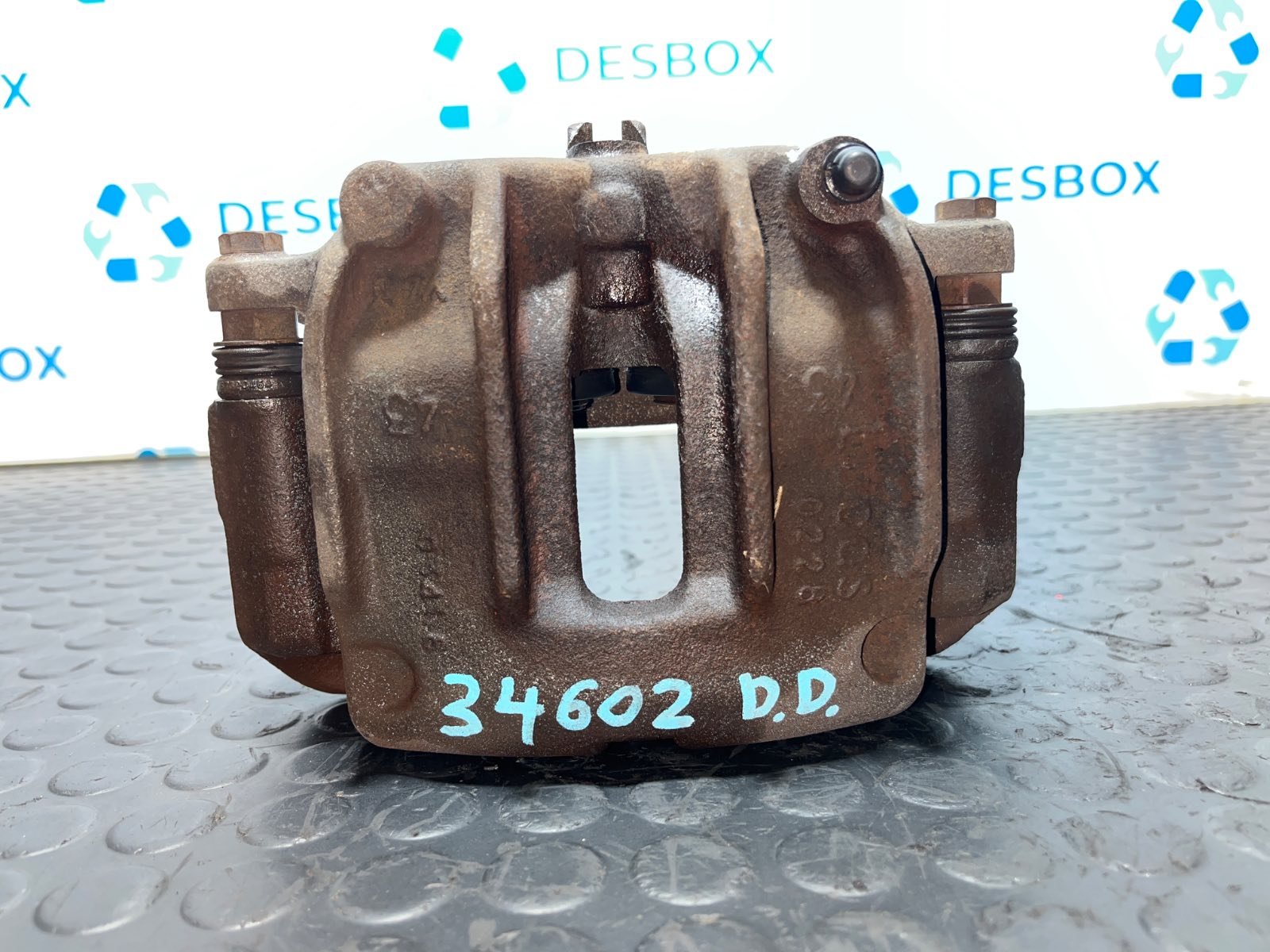 PINZA DE FRENO DELANTERA DERECHA