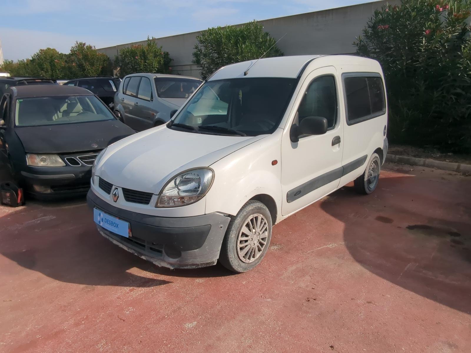REJILLA DELANTERA RENAULT KANGOO (F/KC0) - recambio desguace - vista 3