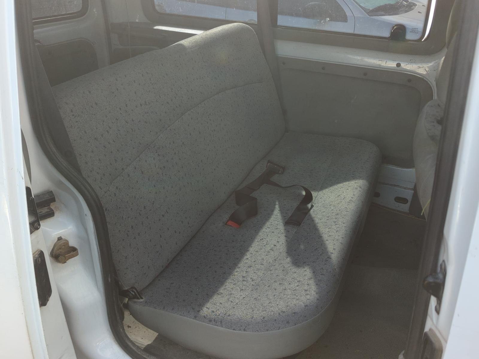 REJILLA DELANTERA RENAULT KANGOO (F/KC0) - recambio desguace - vista 14